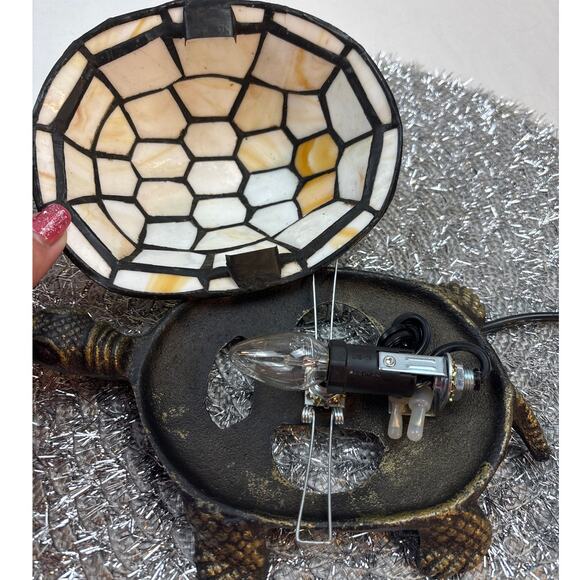 Vintage Tiffany-Style Turtle Stained-Glass Table Lamp by Ridgeport W/ Box 1990s - Picture 9 of 10
